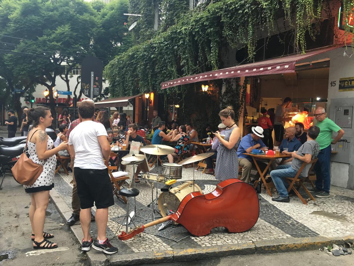 Ap Na Rua Das Flores Κουριτίμπα Εξωτερικό φωτογραφία